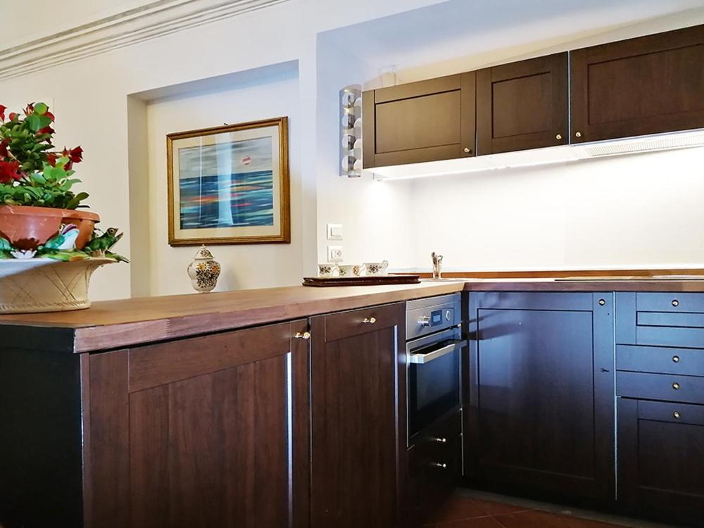 Domus Almapetra Ai Fori Imperiali Apartment Rome Bagian luar foto